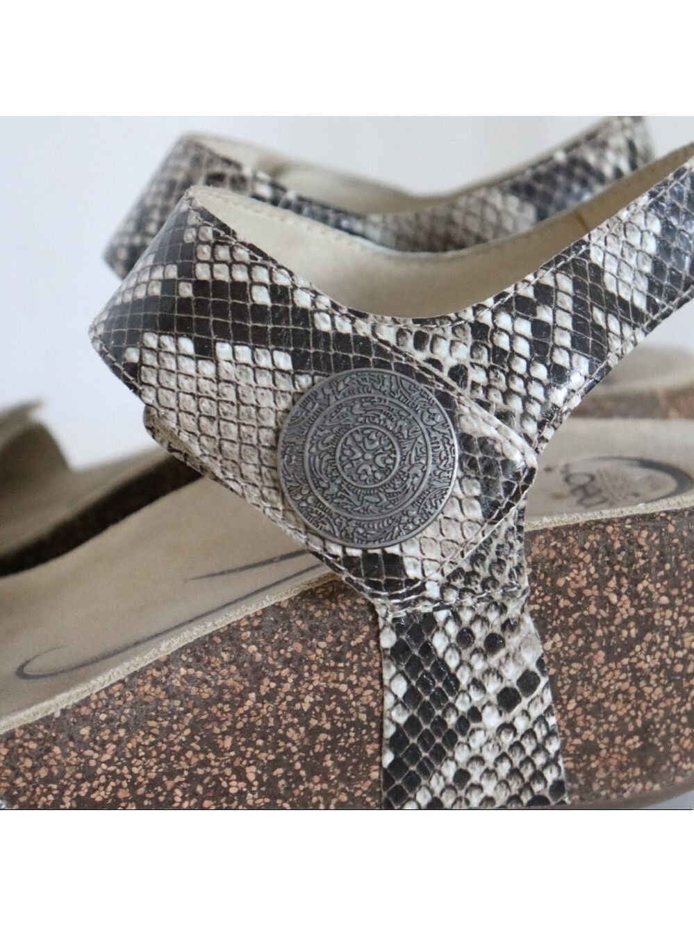 ABEO B.I.O.system “Una Metatarsal” Snake Skin Print Wedge Sandals - Picture 10 of 16